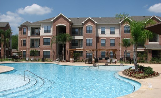The Fountains at Almeda Image 1