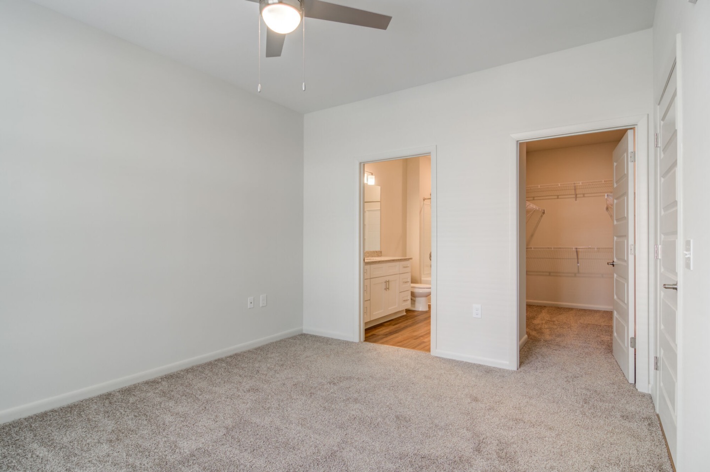 Lofts at Hamilton Luxury Apartments Image 23
