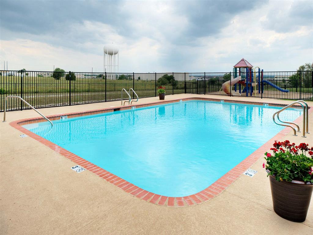 Townhomes at Double Creek Image 17