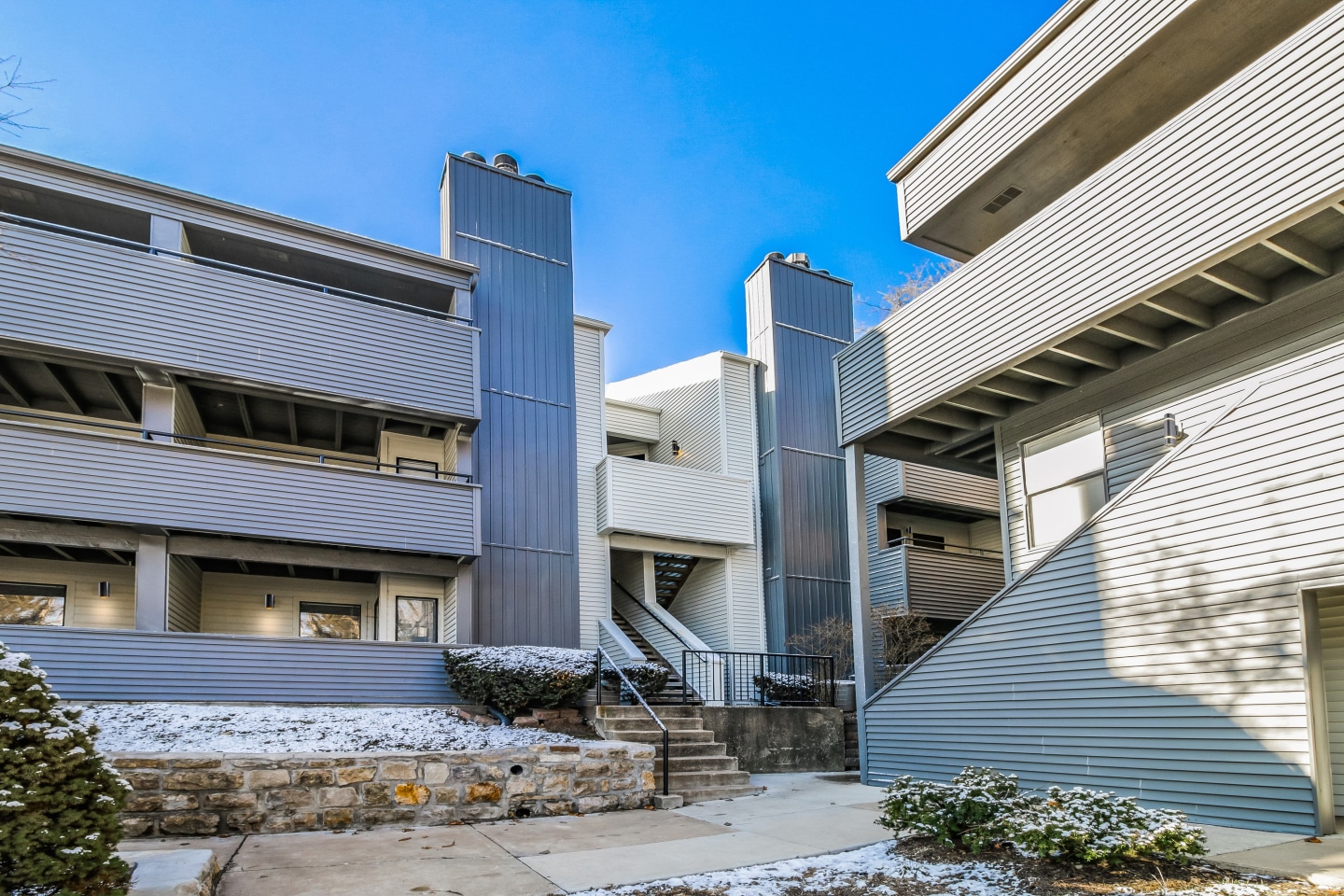 Dylan Apartments Image 1