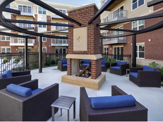 AMLI Deerfield Image 11