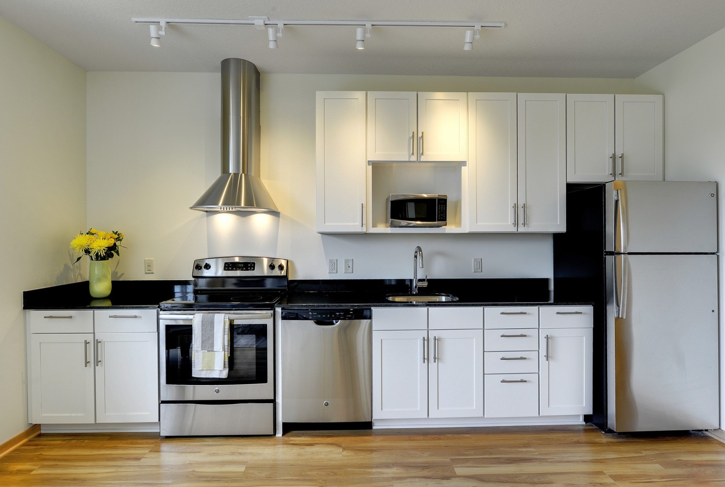 Coze Flats Image 5