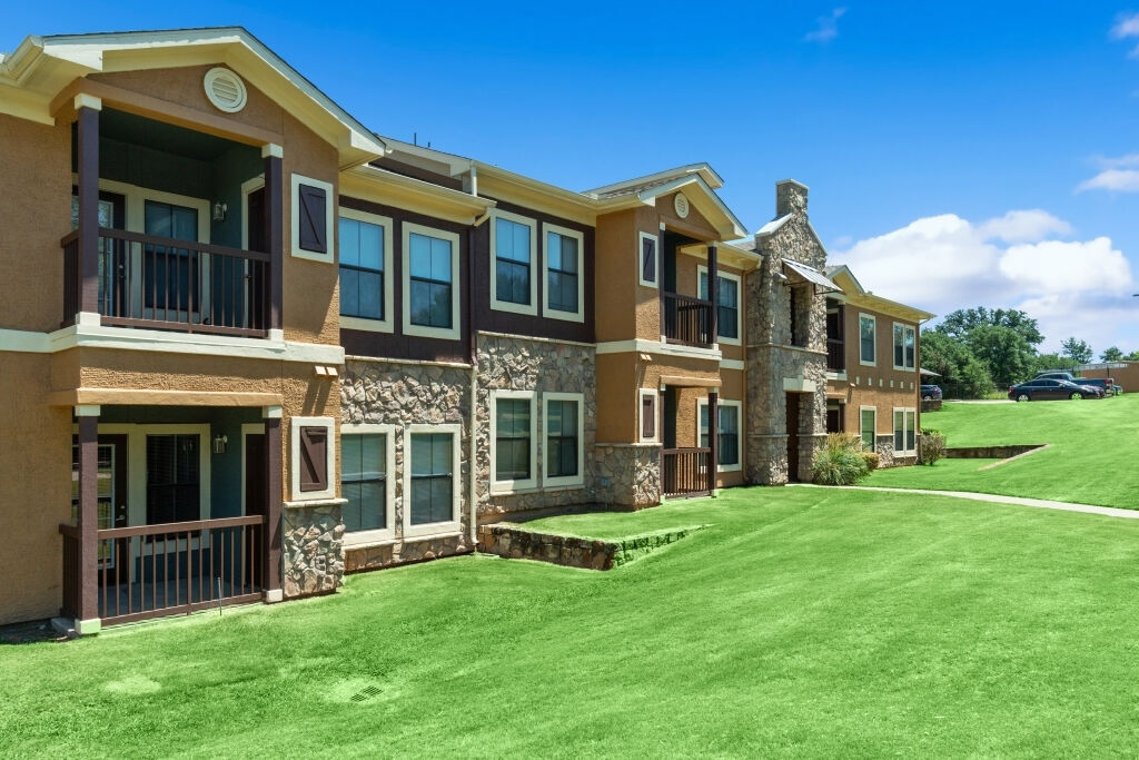 The Residences at Holland Lake Image 26
