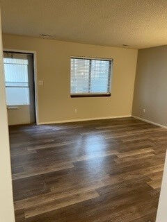 Hillsdale Apartments Image 5