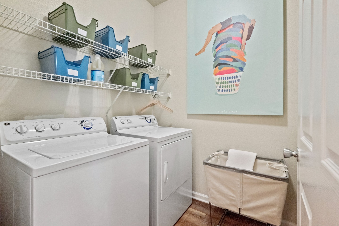 Hideaway at Greenbrier Luxury Apartments Image 12