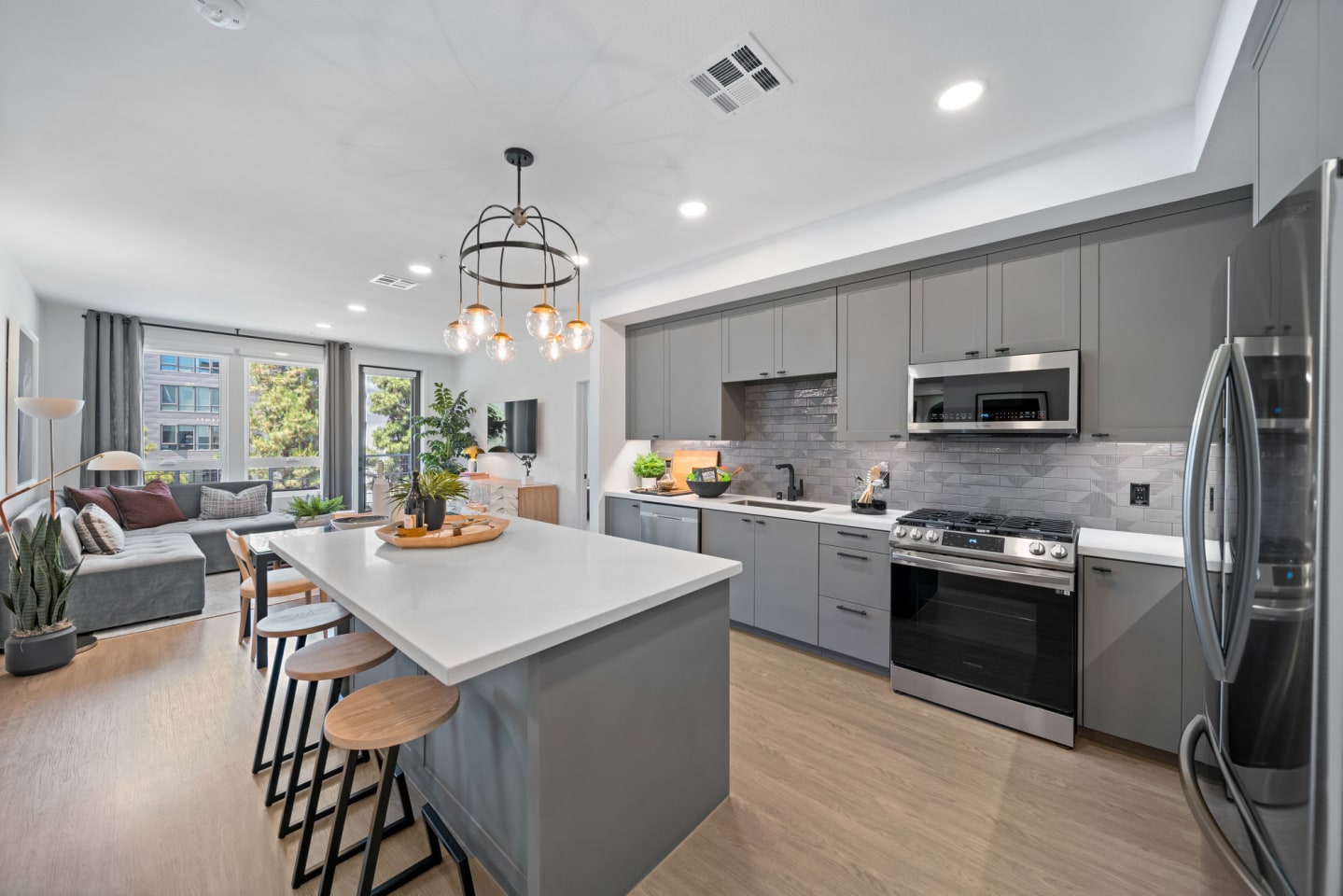 Halcyon House Image 86