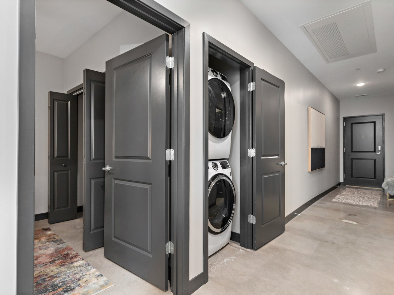 Flashcube Luxury Apartments Image 48