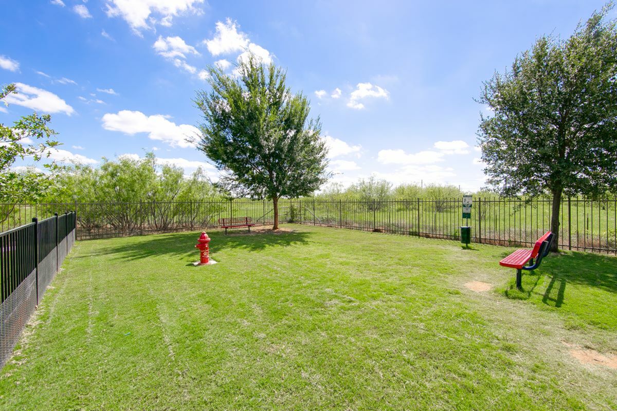 Enclave on Golden Triangle Apartments Image 12