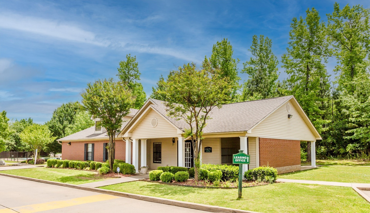 Revive Benton Apartments Image 16
