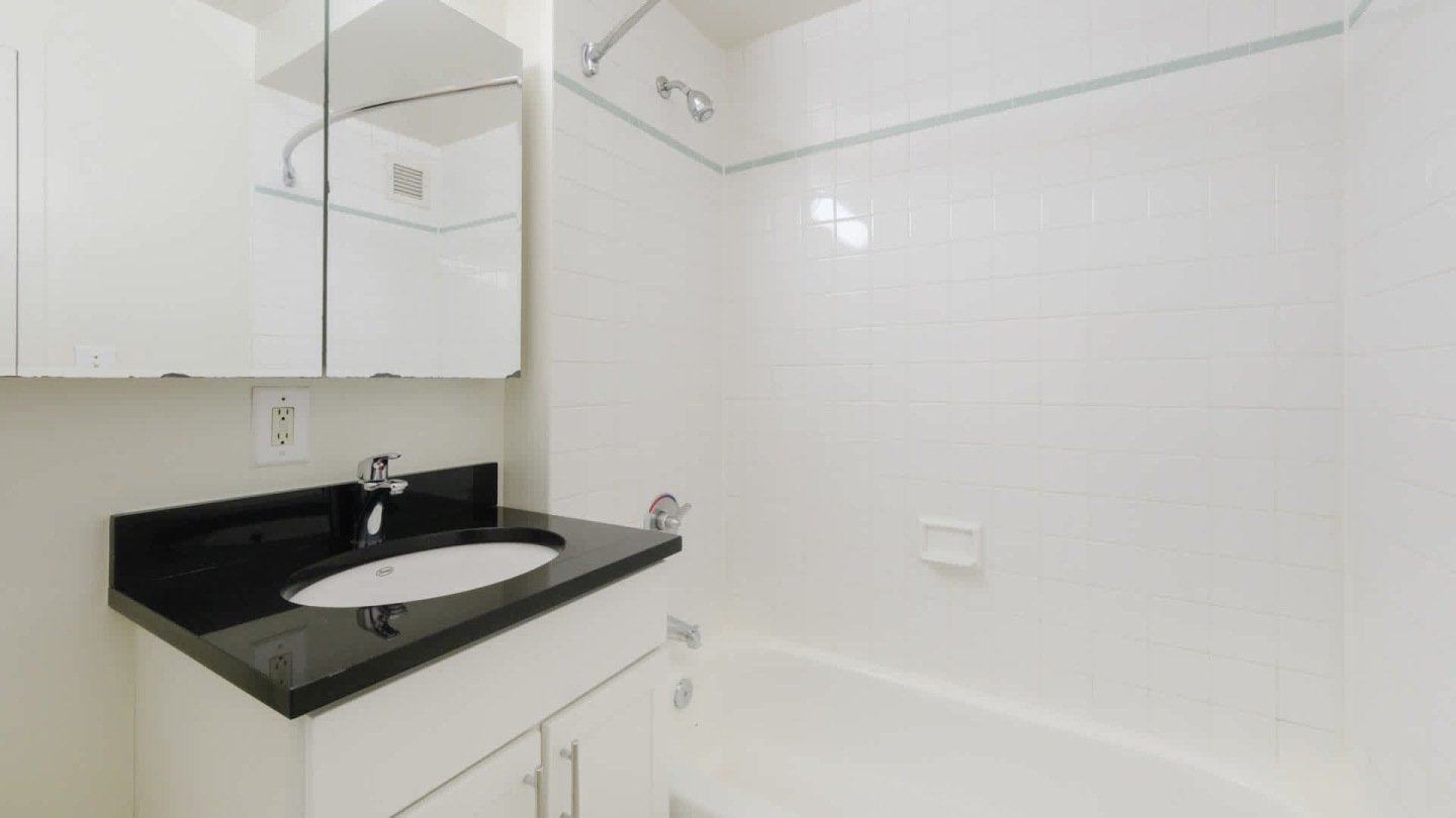 77 Park Avenue Image 12