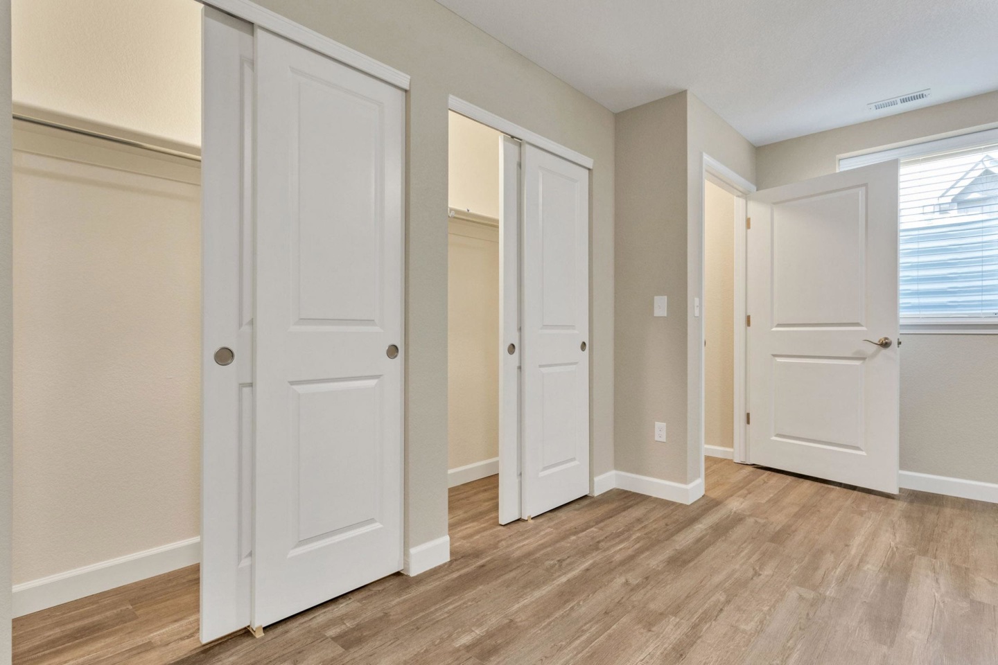Briar Grove Townhomes Image 235