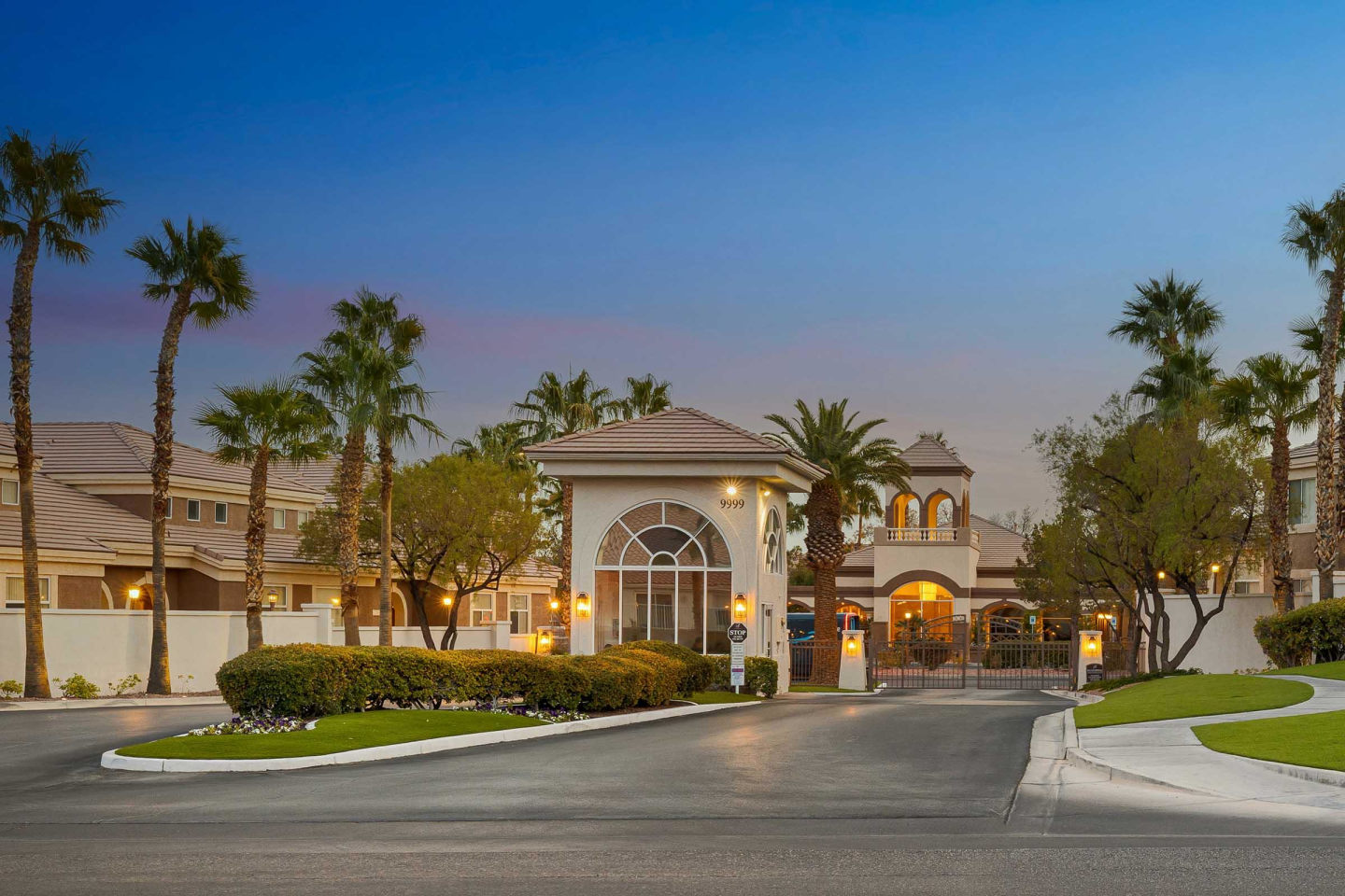 Resort at the Lakes Image 100