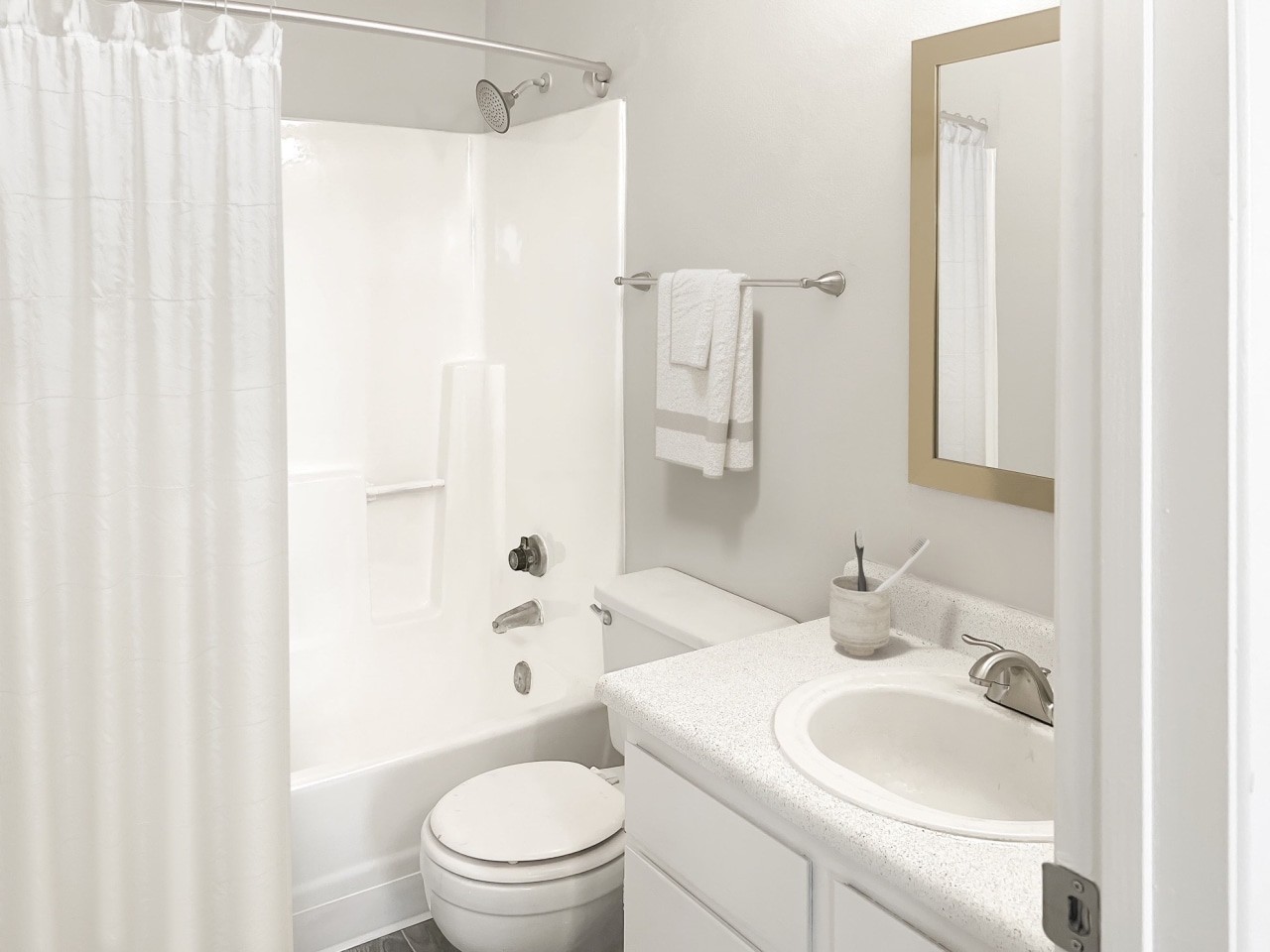 Vista Montana Apartments Image 13