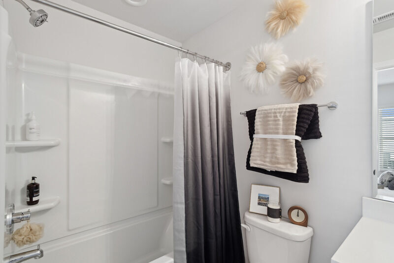 Enderly Towns Townhomes Image 9