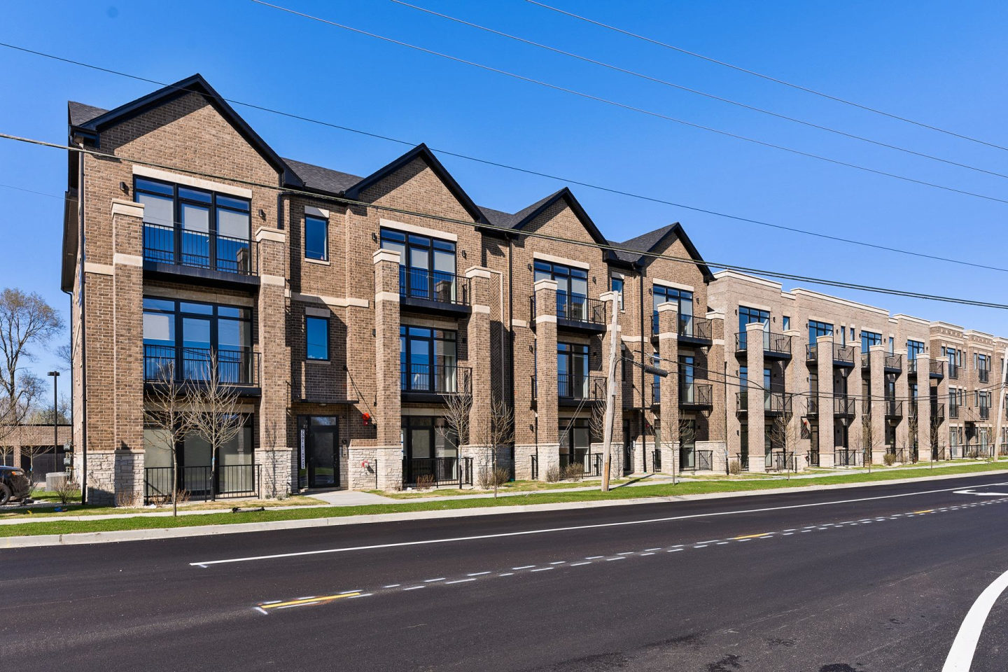 Roselle Station Image 16