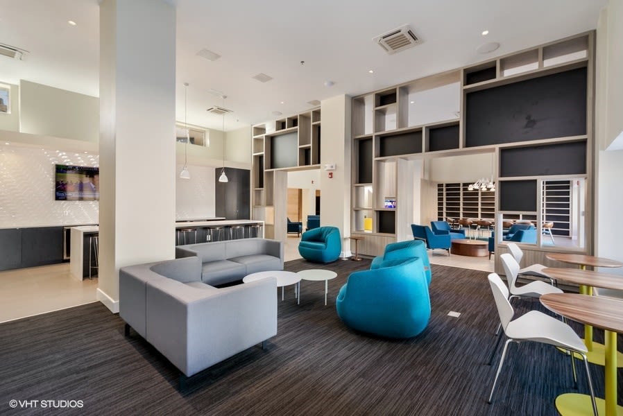 Carver Slowe Apartments Image 8