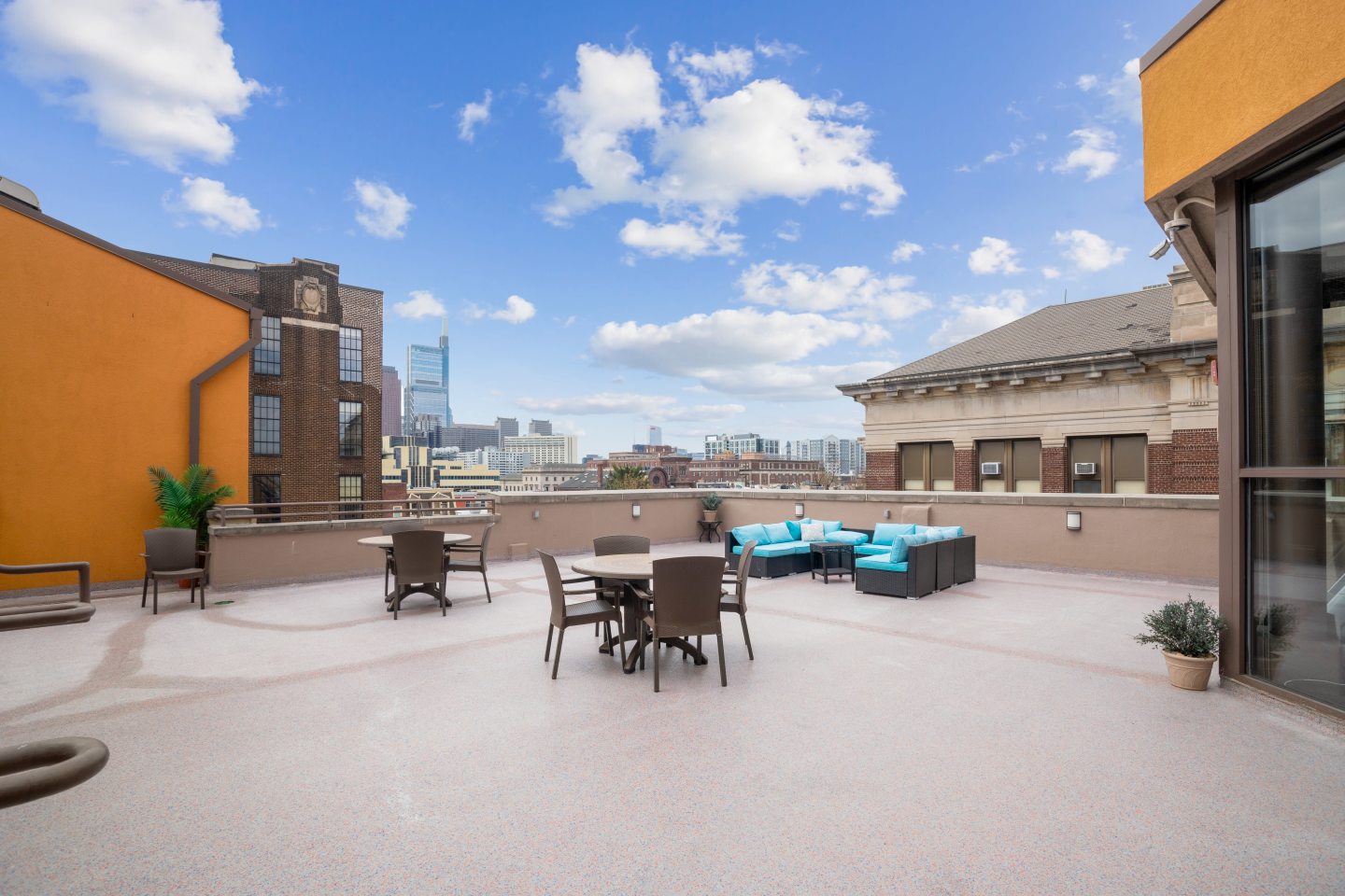 Lofts 640 Image 6