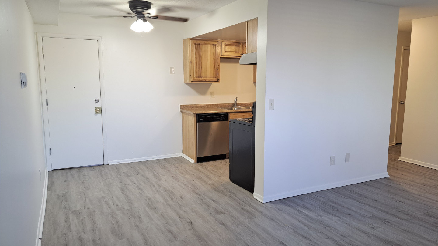 Beard Ave Apartments Image 3