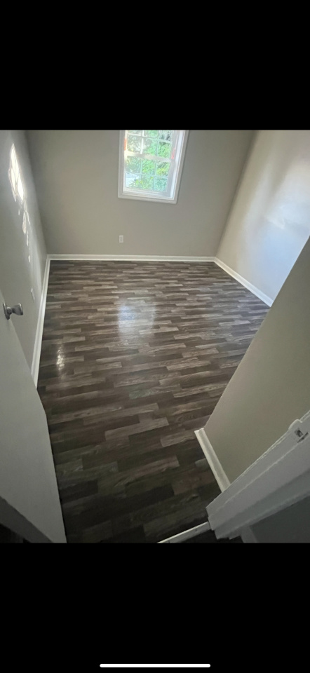 Blue Country Apartments Image 6
