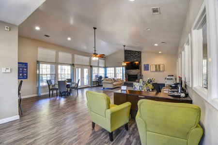 Pleasant Creek Apartments Image 18