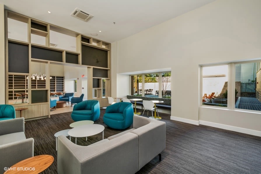 Carver Slowe Apartments Image 33