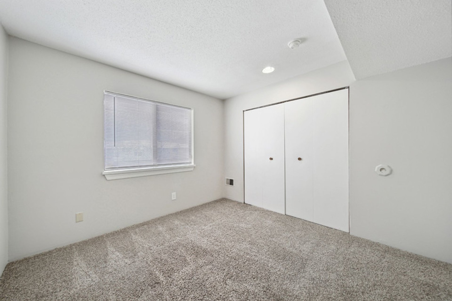 Fox Grove Apartments Image 19