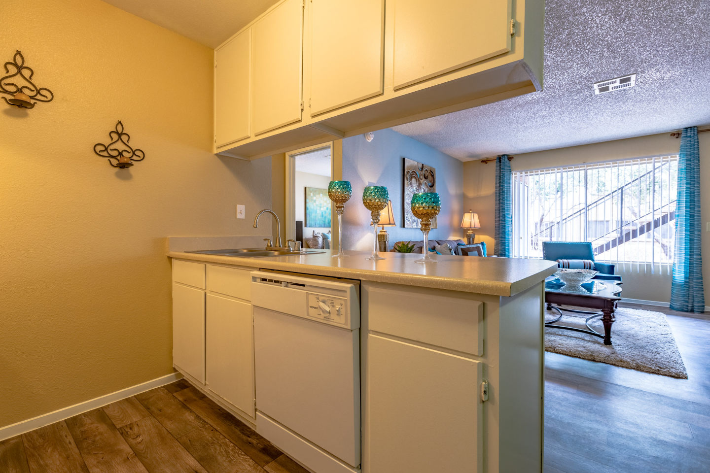 Playa Vista Apartments Image 15
