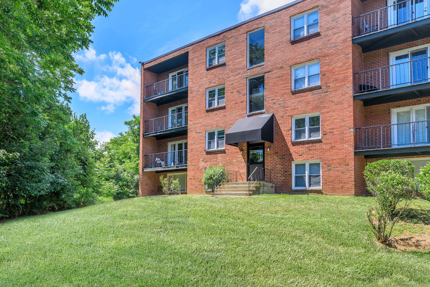 Groton Towers Image 3