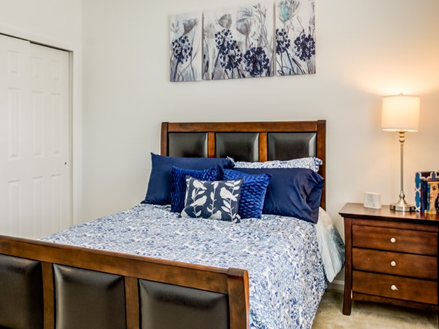 Laurel Green Image 19