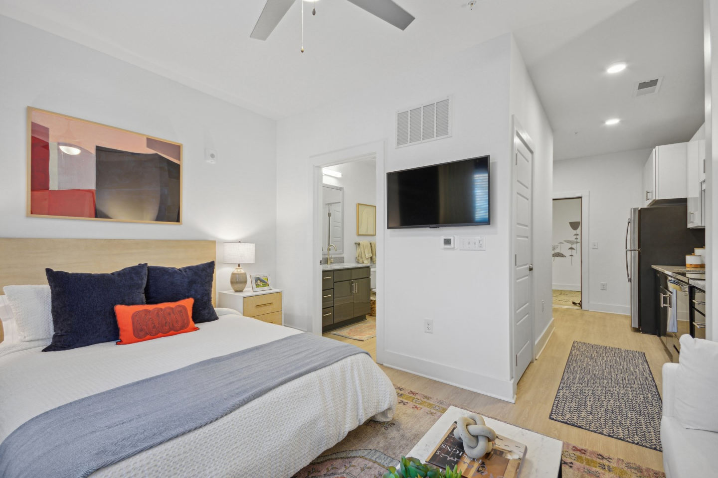 Link Apartments Calyx Image 4