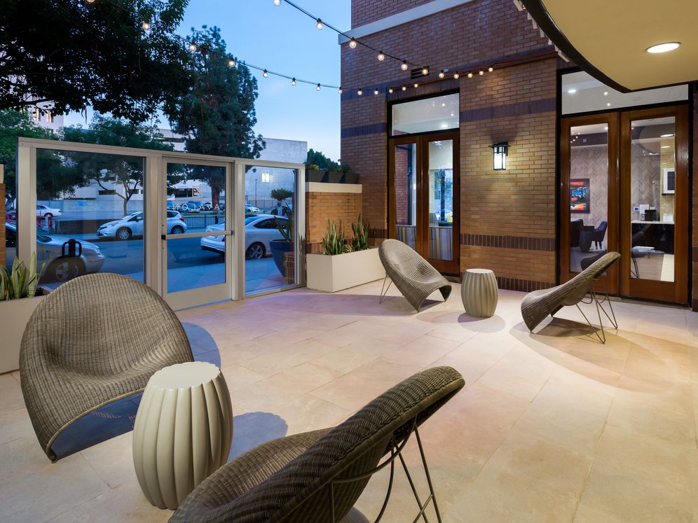 Avalon Pasadena Image 26