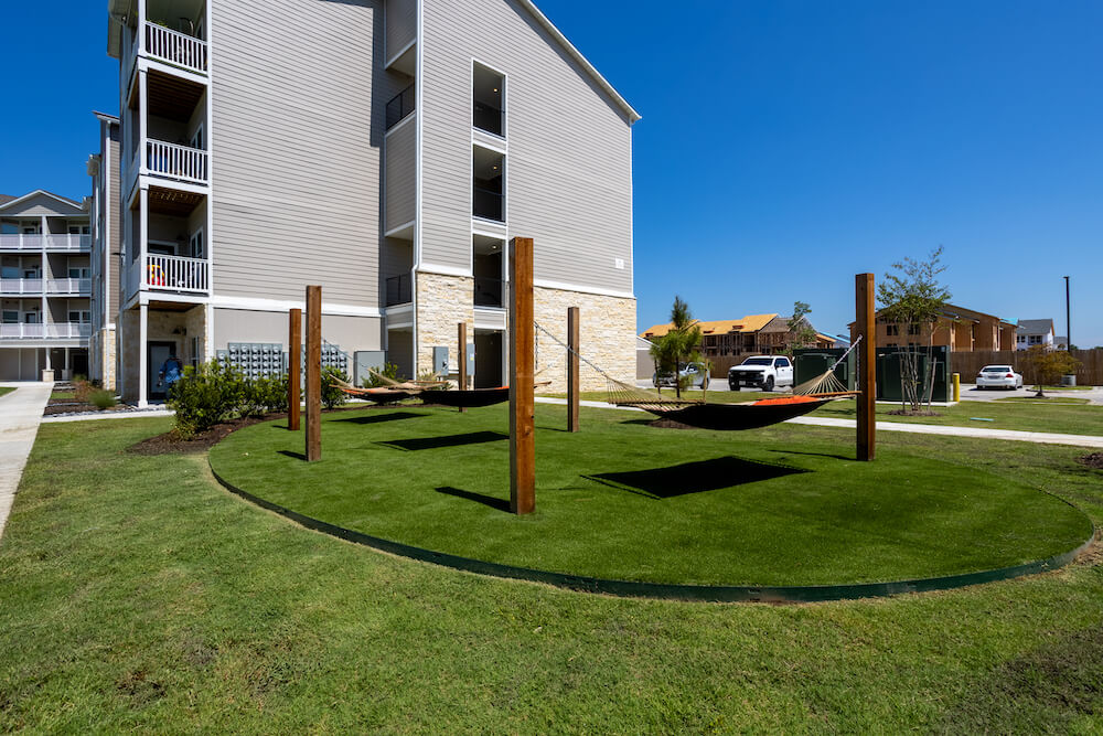 Promenade Luxury Apartments Image 7