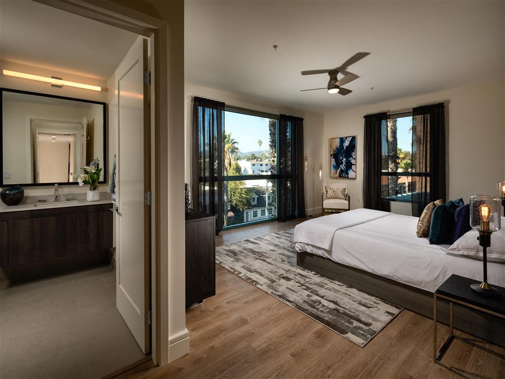 2300 Wilshire Image 20