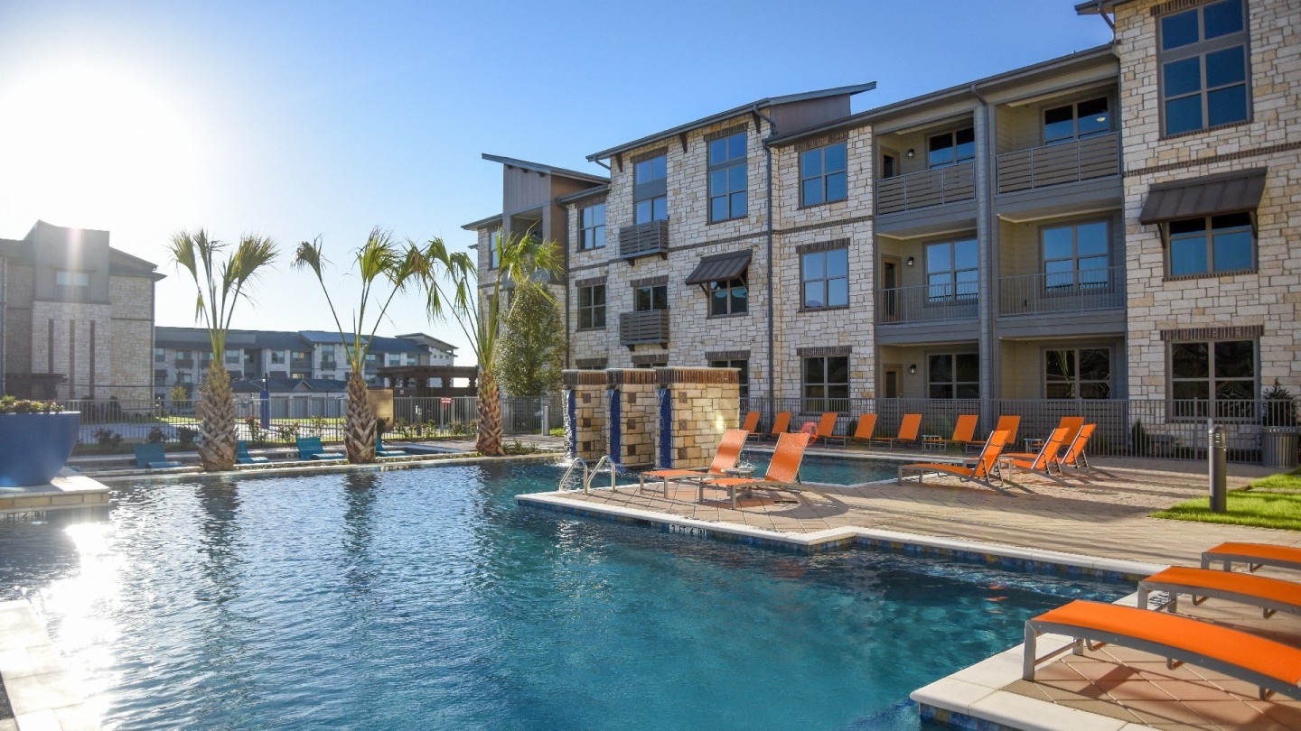 Gateway Oaks Apartments Image 16