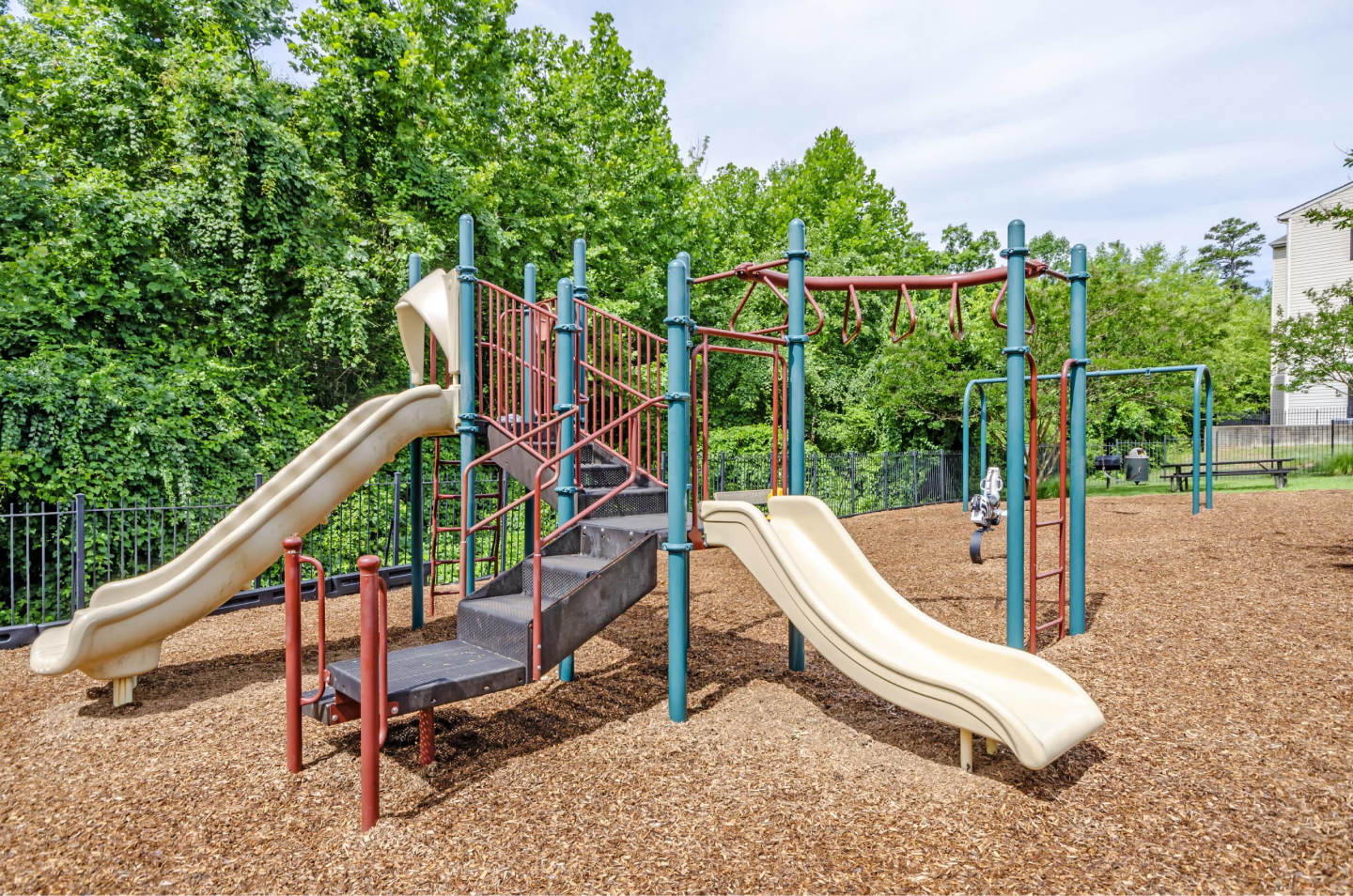 Aquia Terrace Apartments Image 3