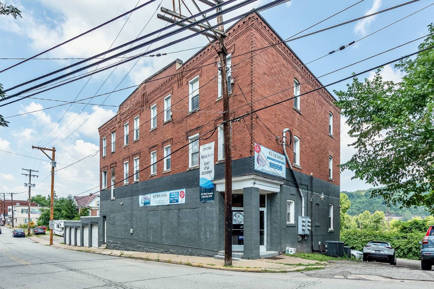473 Wall Ave Image 1