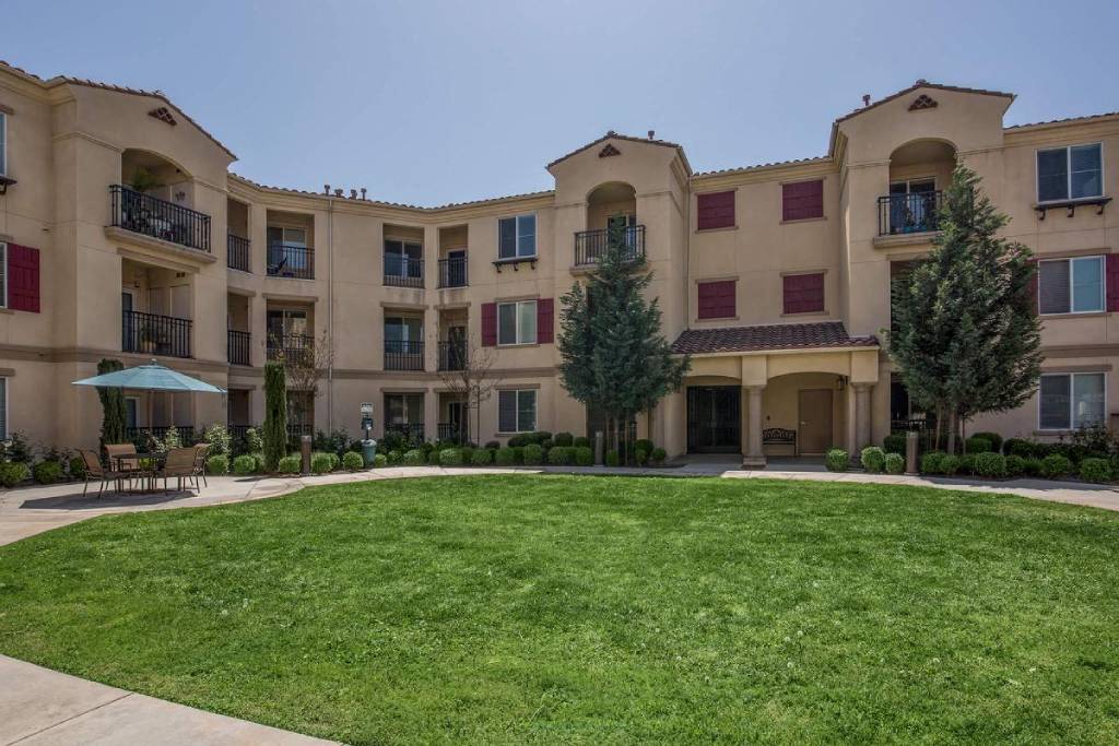 Senior Housing - Monaco Apartments Image 70
