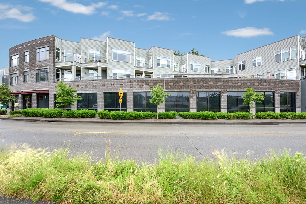 Pacific Pointe Apartments Image 34