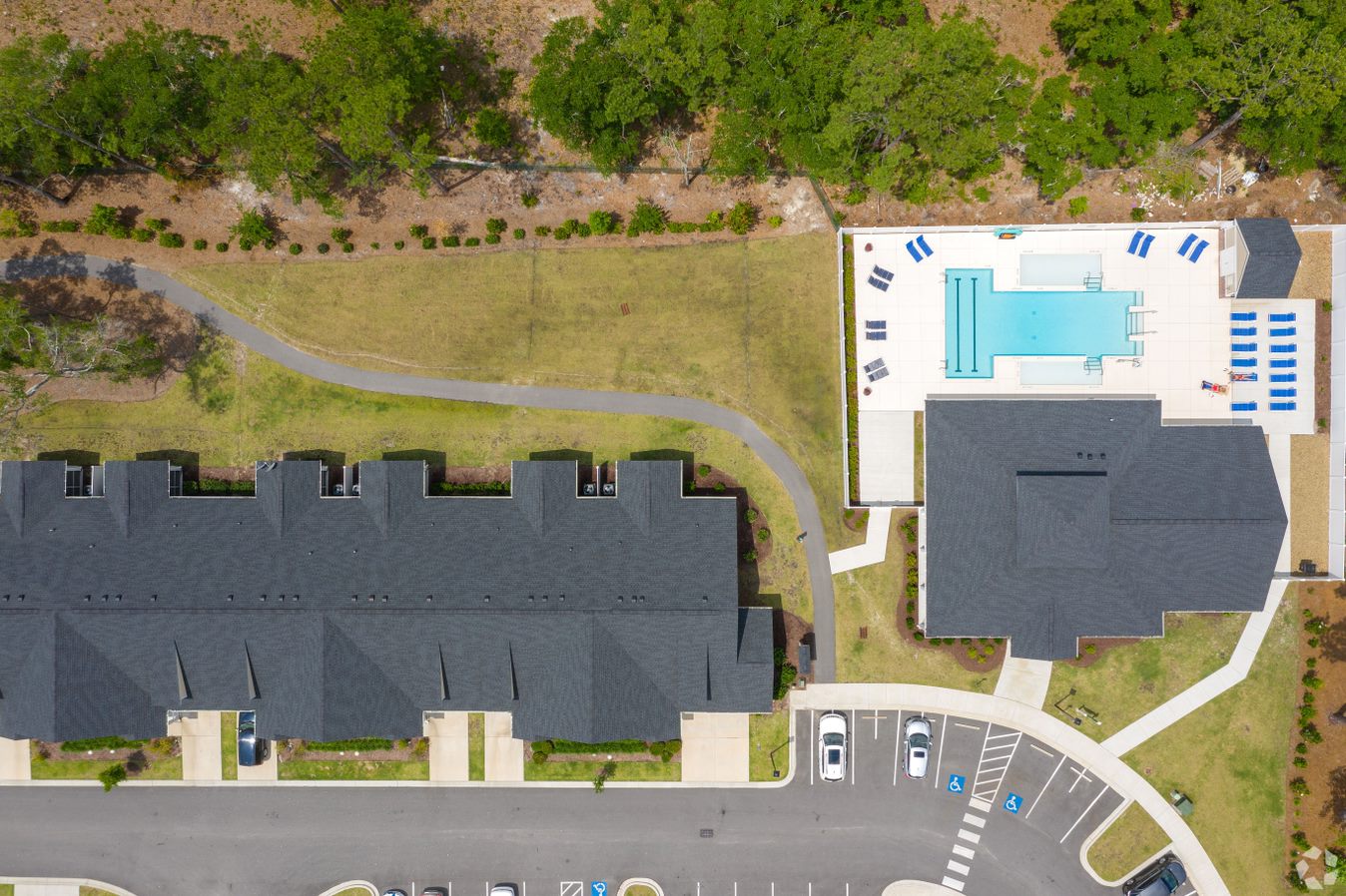 River Oaks Village Image 19