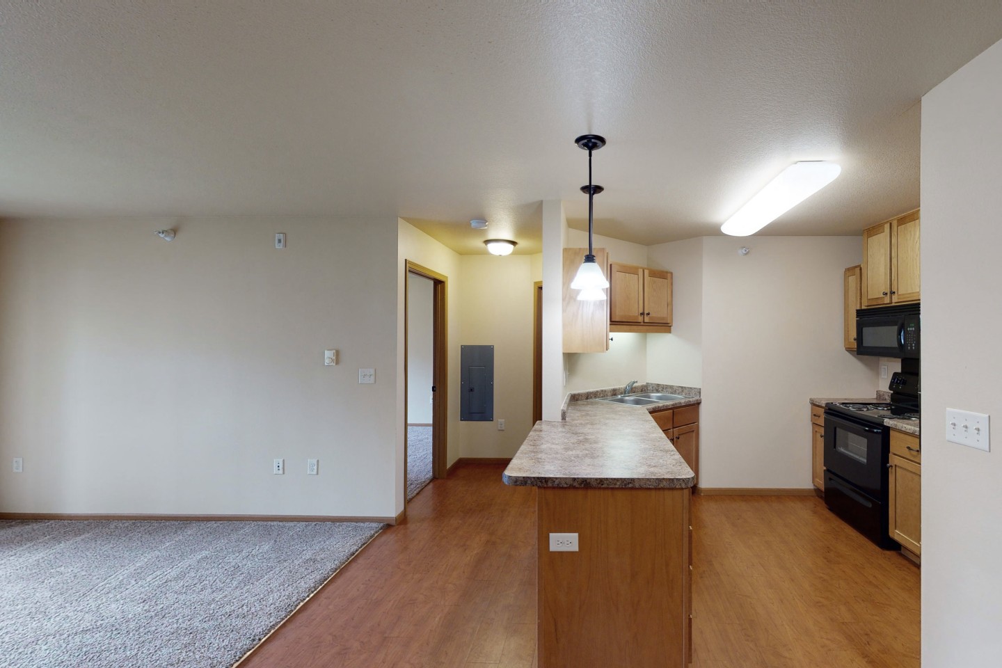Williston Garden Apartments Image 2