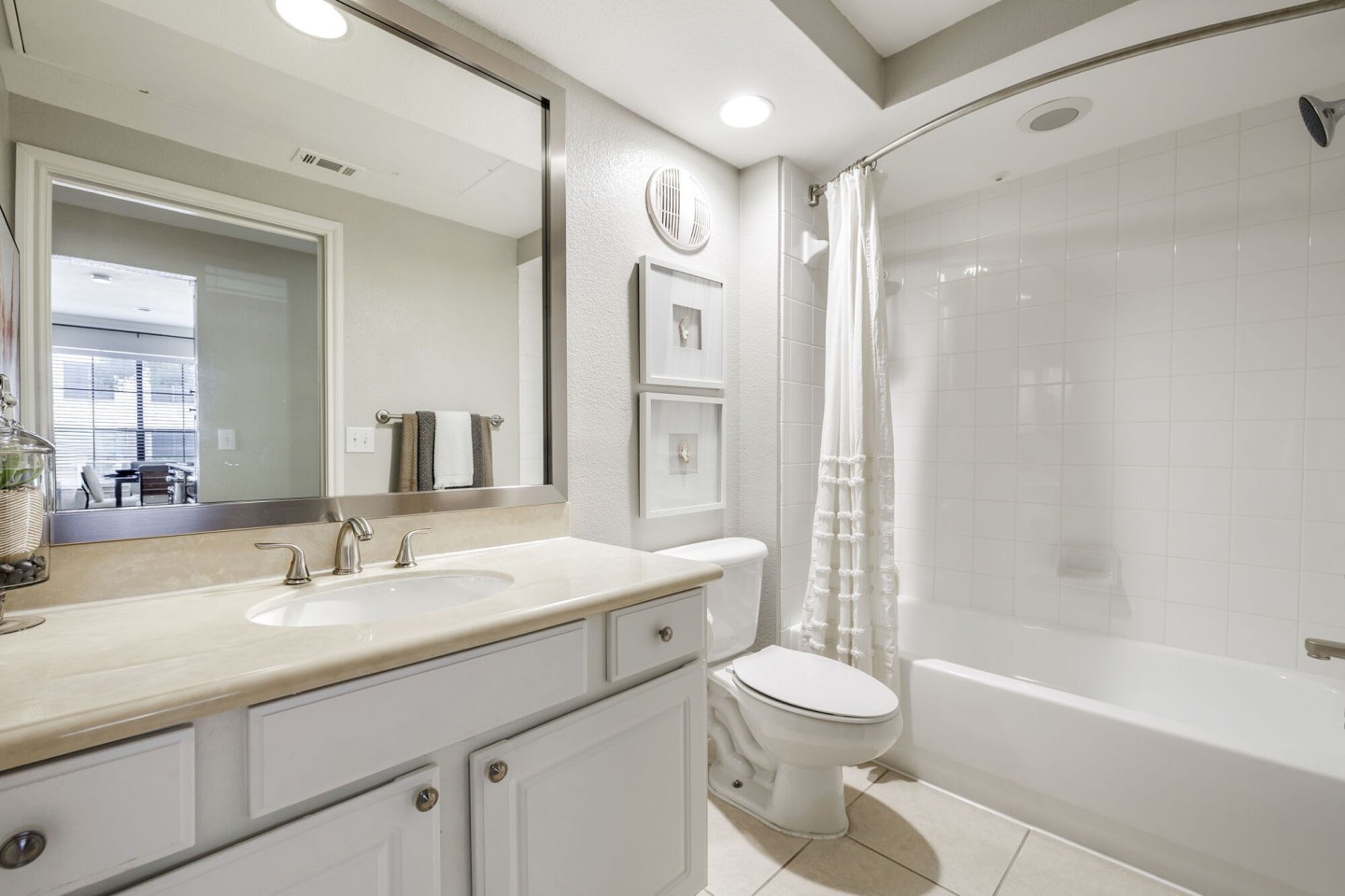 Lantana Hills Image 7