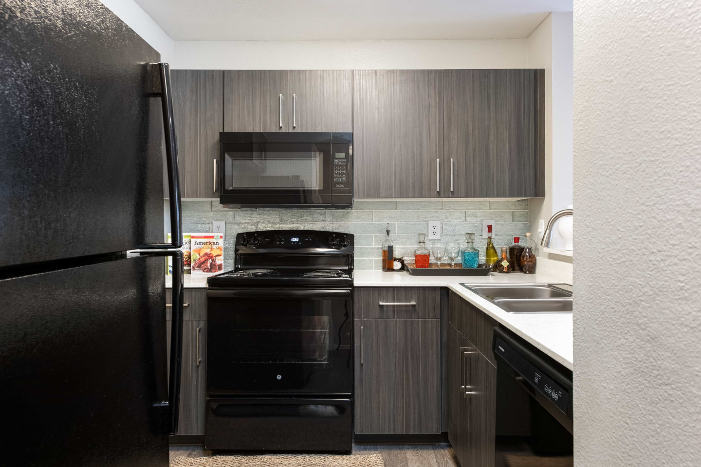 Boulevard @4201 Apartments Image 78