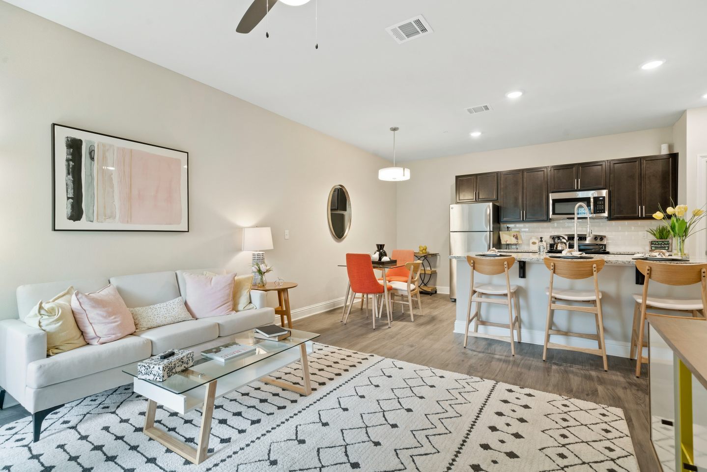 The Heights Luxury Apartments Image 30