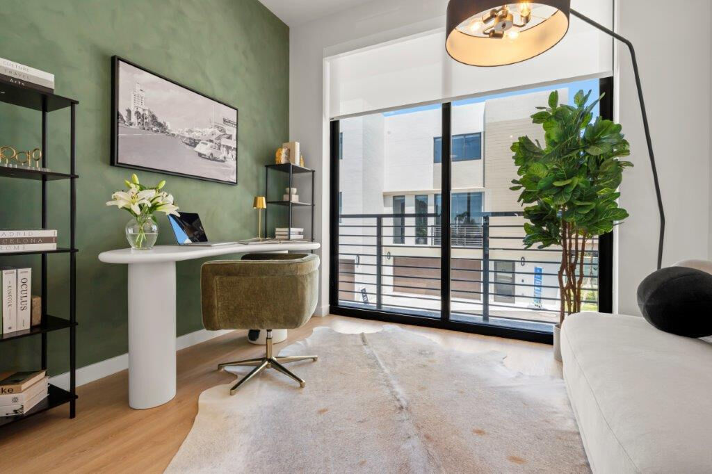 Biscayne Shores Image 25