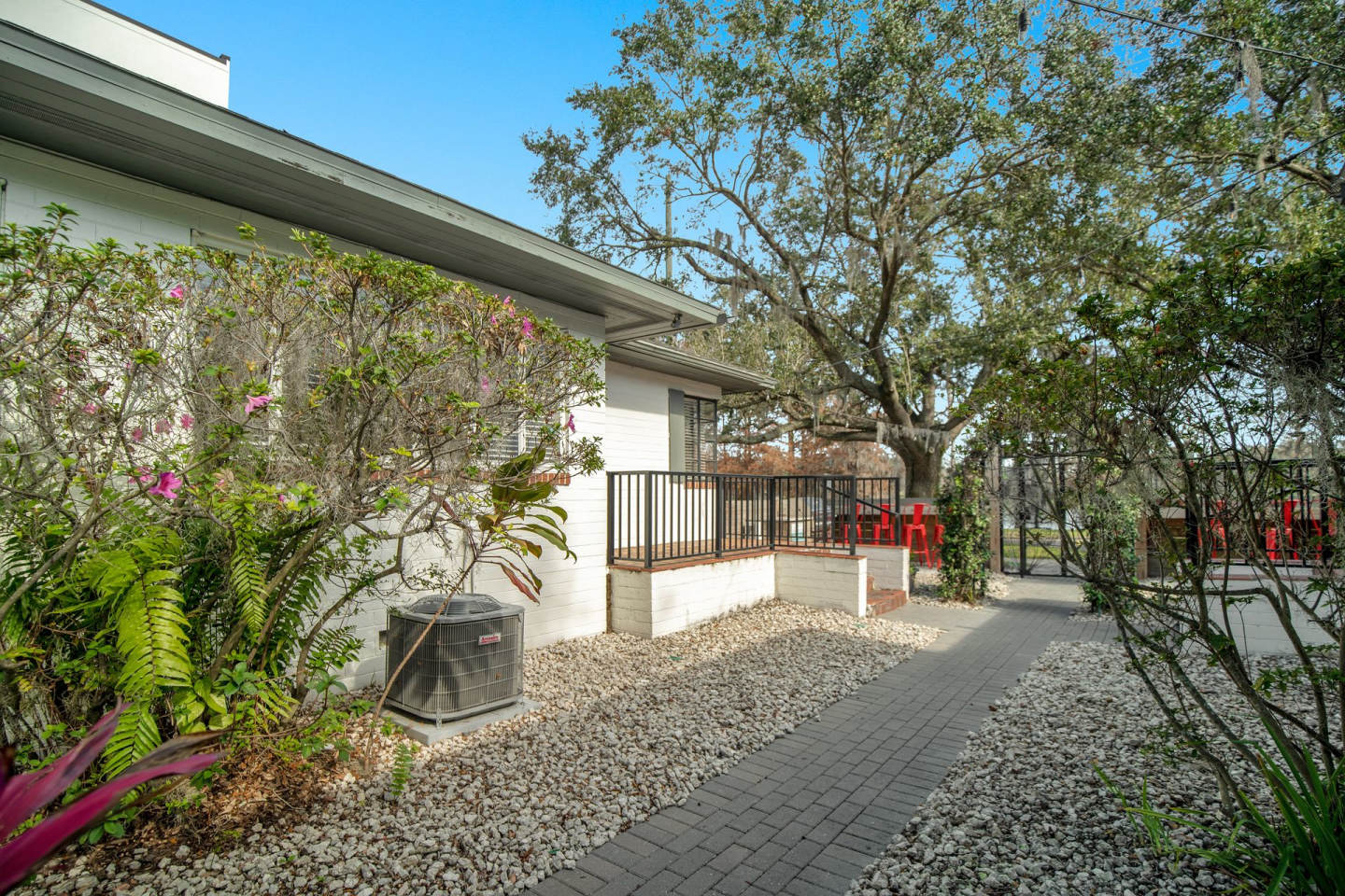 Park Lake Villas Image 10