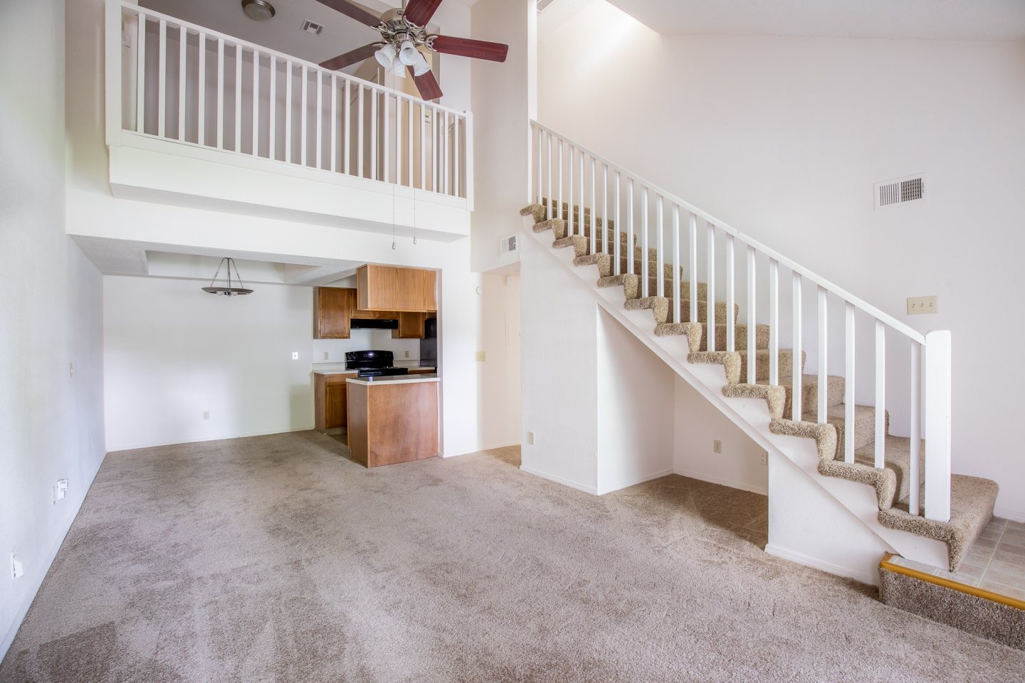 Waterford Place Apartments & Townhomes Image 10