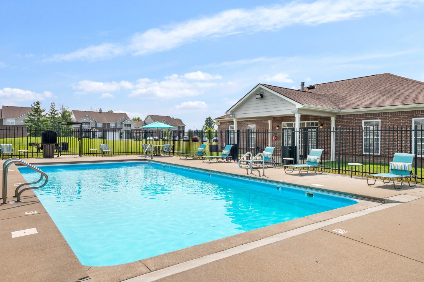 Hartshire Lakes Apartments Image 12