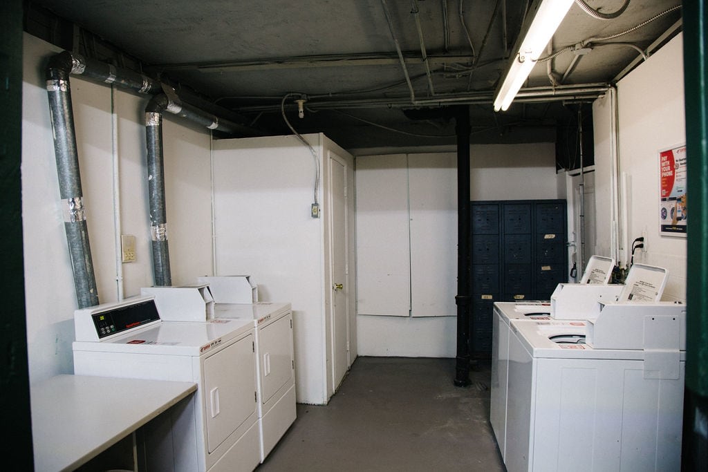 Birchcrest Apartments Image 15