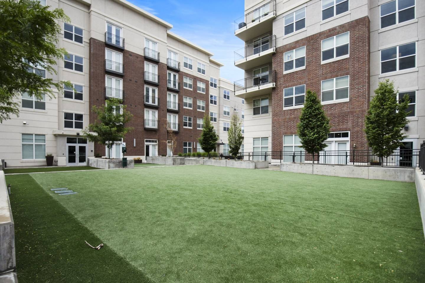 200 City View Image 24