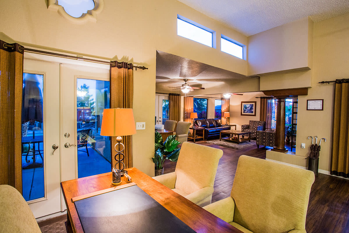 The Vistas Apartment Homes Image 12